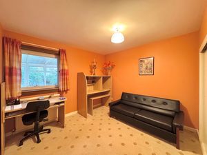 Photo 16- click for photo gallery